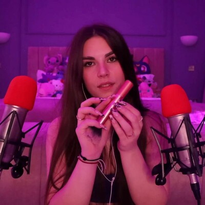 Download I challenge You To Stay Awake After 2 Minutes by Lauren Alexis